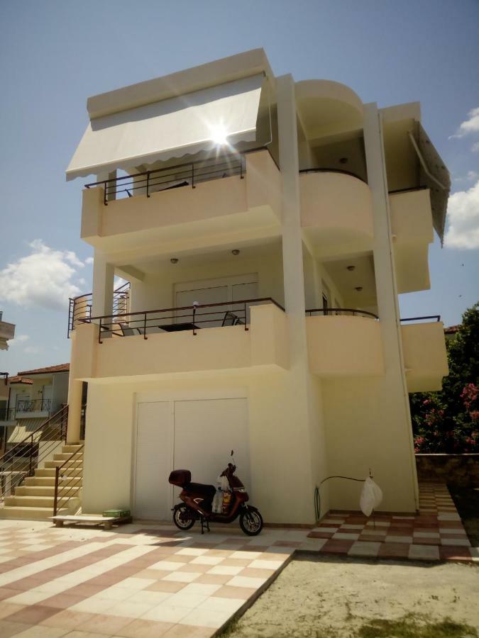 Iliana Apartment Kallithea  ภายนอก รูปภาพ